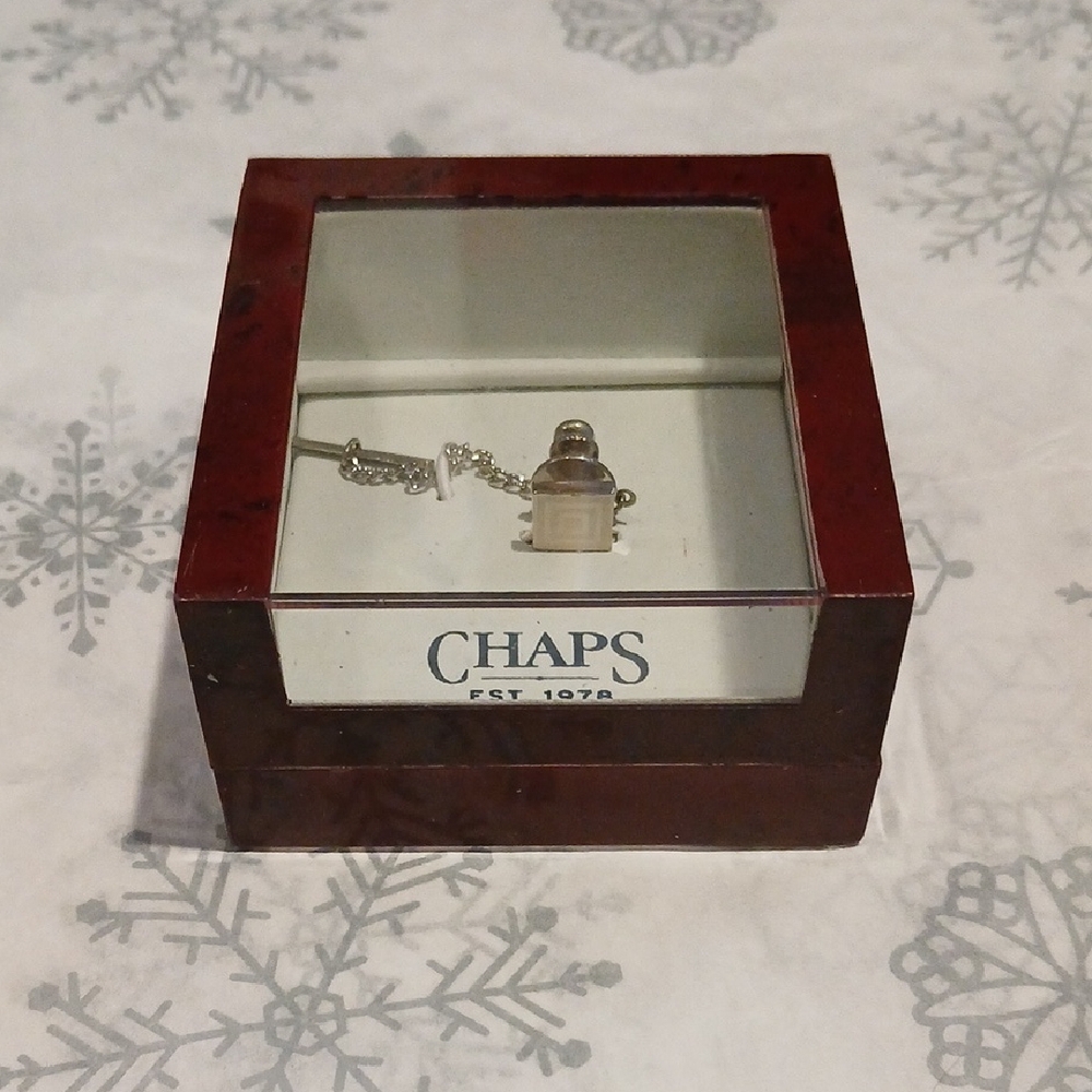 🍊3/$15🍊 Chaps Silver Color Tie Tac